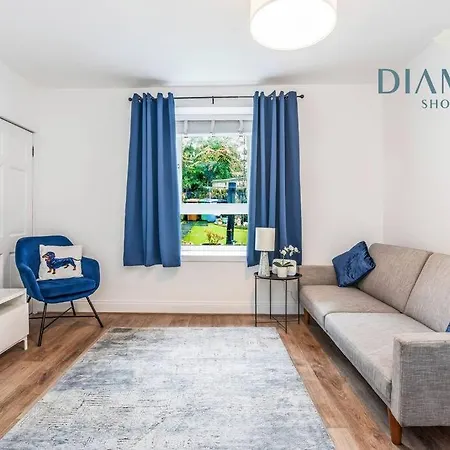 Foundry - 2 Bedrooms, Fully Equipped, Free Parking, Wifi, Favourite For Contractors, Long Stays Welcome, Food, Bars, Shops By Diamond Short Lets Dunfermline Exterior photo